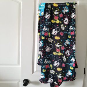 Disney Mickey & Friends Plush Super Lux Throw Blanket